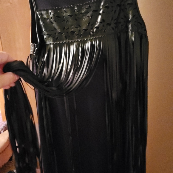 Dress - Picture 2 of 4